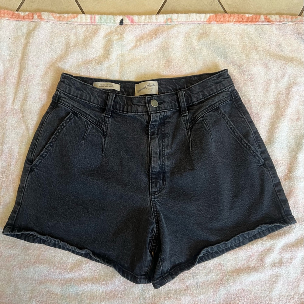 Universal Thread Black Jean Shorts